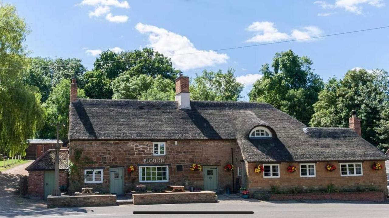 The Plough Inn Boddington Давентри Экстерьер фото